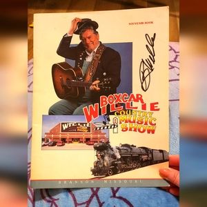 VINTAGE Boxcar Willie Souvenir Book From his Music Show in Branson Signed